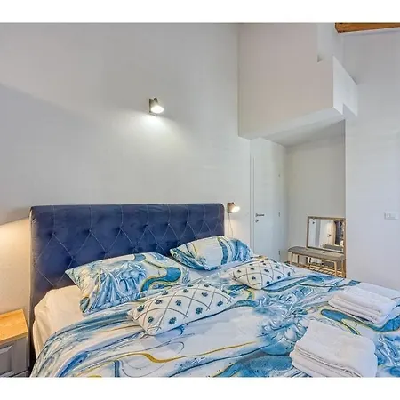 Manda Comfortable Hotel 3*